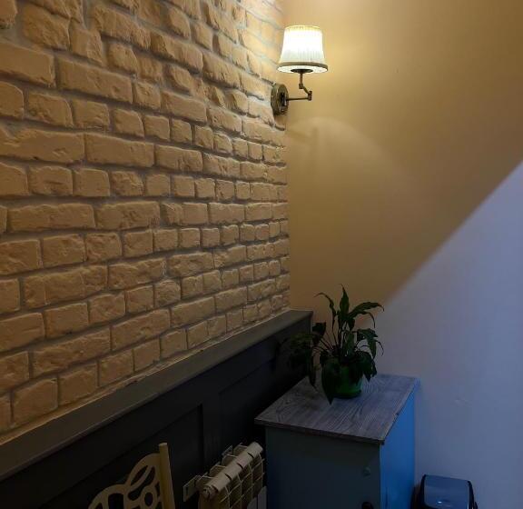 اتاق عادی یک تخته, Hostel № 1