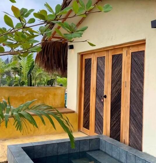 디럭스 룸, Makai Beach Hostel