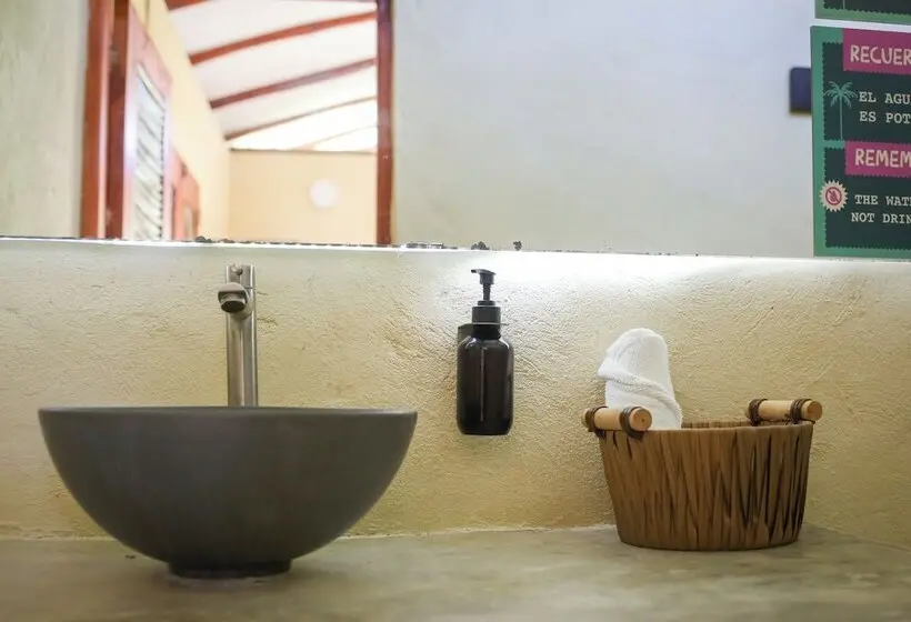 スタンダードルーム, Makai Beach Hostel