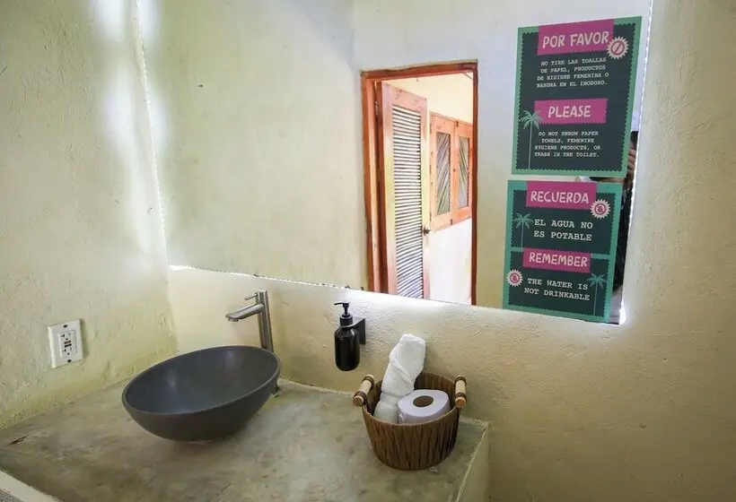 スタンダードルーム, Makai Beach Hostel