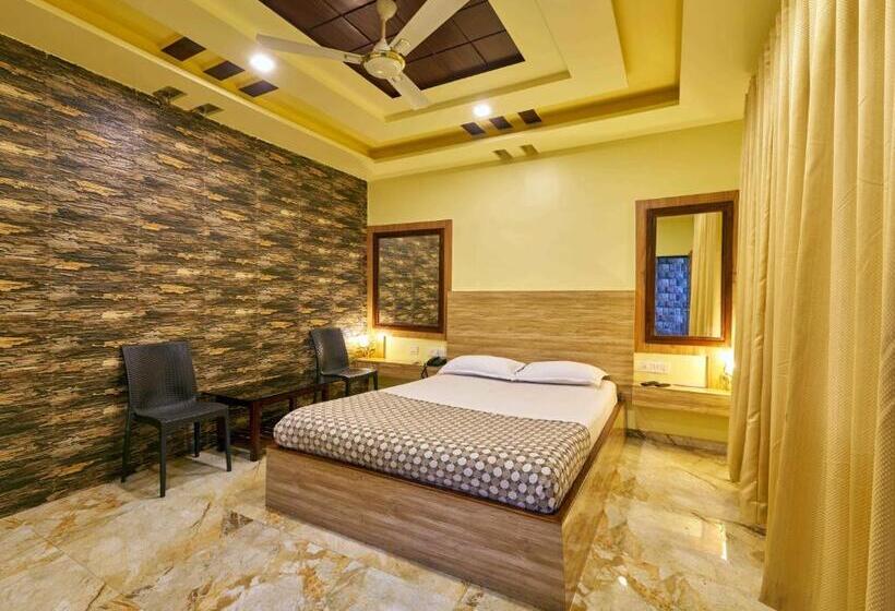 Семейный Номер, Natural Resort Panhala