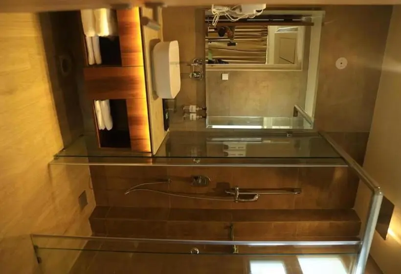 Chambre Standard, Tivoli Cititel