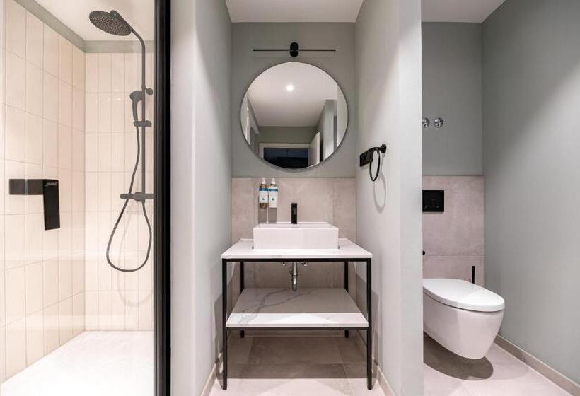 , Numa L Saga Apartments