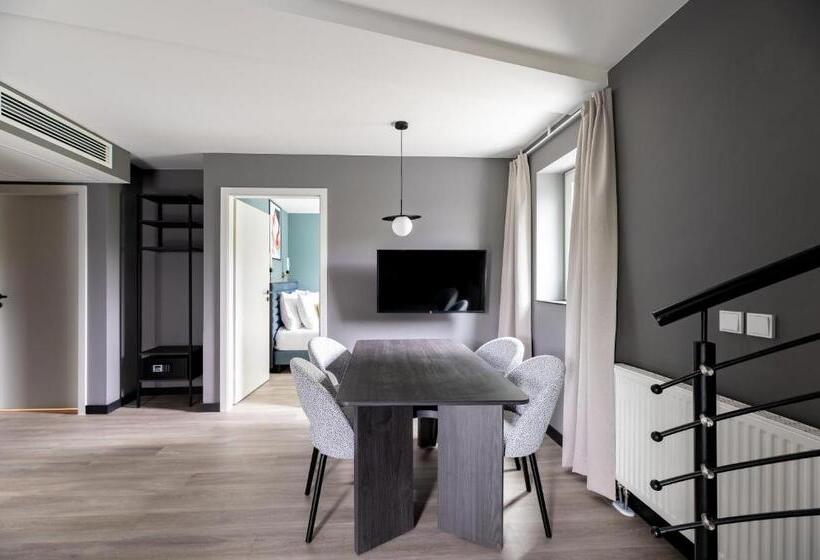 , Numa L Saga Apartments