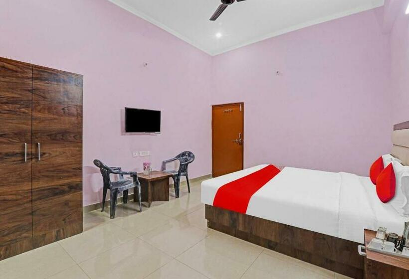 三人经典房间, Flagship Vrindavan Resort