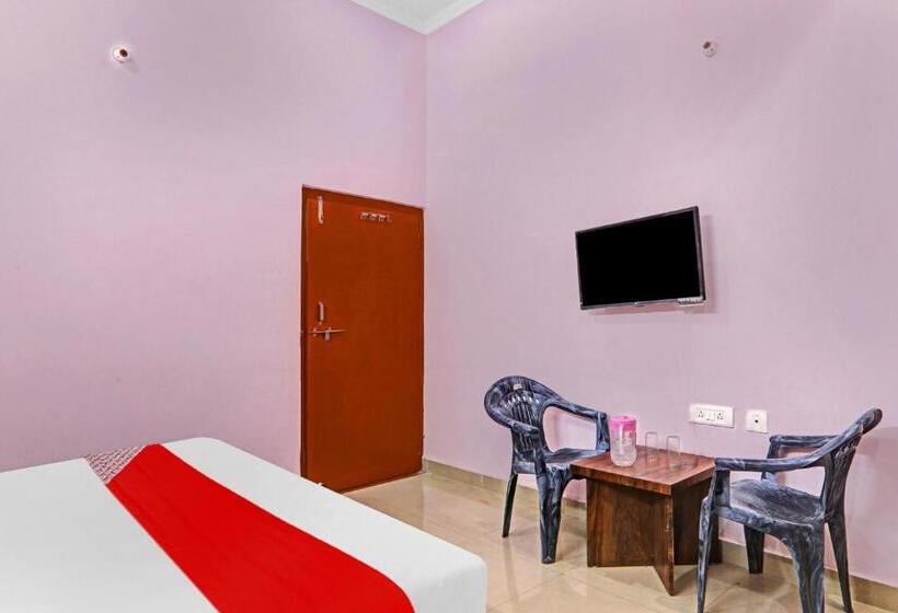 Трехместный Номер Классика, Flagship Vrindavan Resort