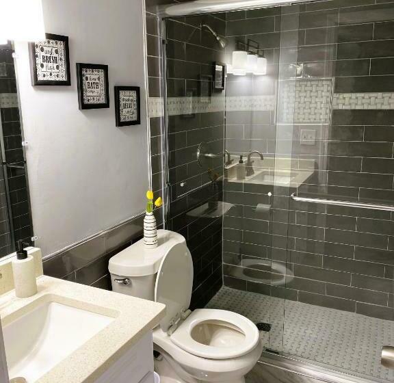 منزل 4 غرف نوم, Columbia Chrome