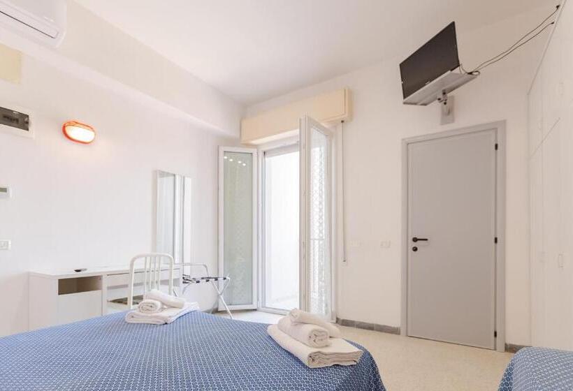 Номер Стандарт Трехместный, Altamarea