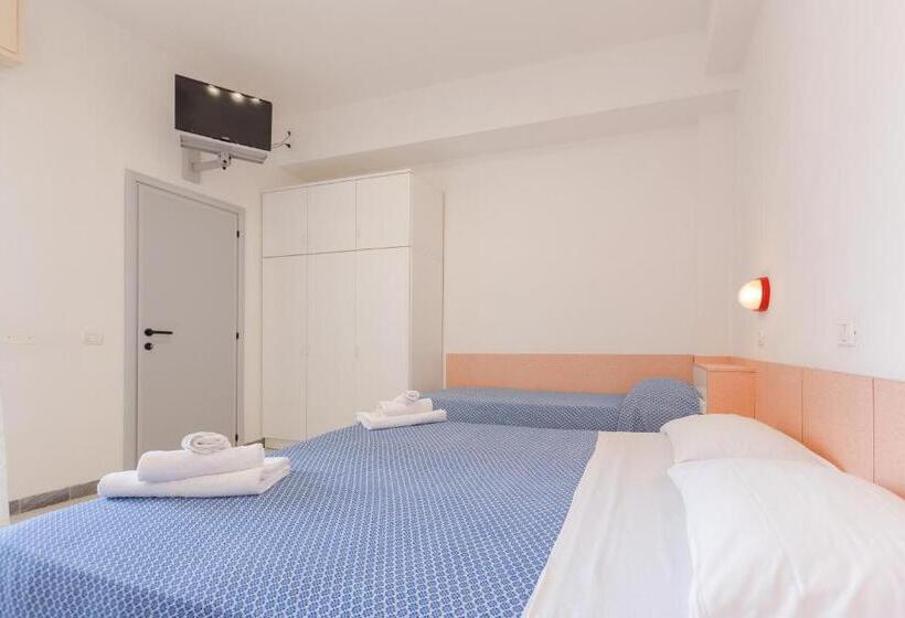 Номер Стандарт Трехместный, Altamarea