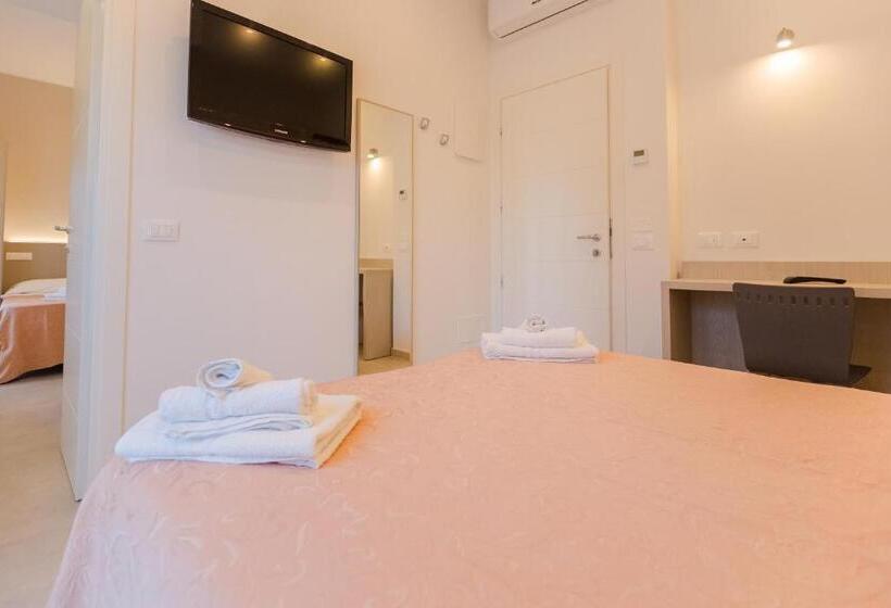 Номер Deluxe с Балконом, Altamarea