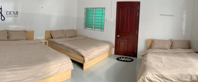 Pokój Rodzinny Widok Góry, Demi Homestay   Châu đốc