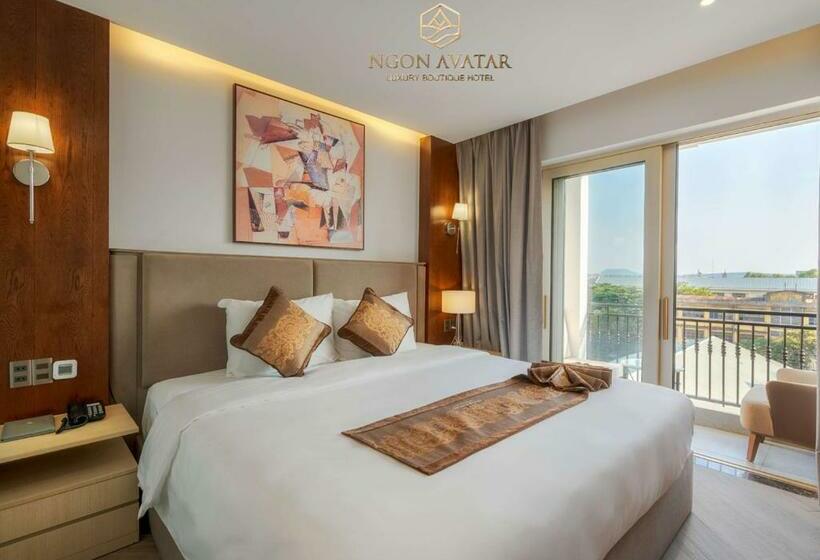 اتاق لوکس با بالکن, Ngon Avatar