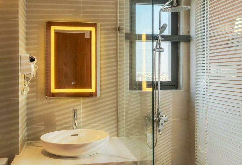 اتاق لوکس با بالکن, Ngon Avatar