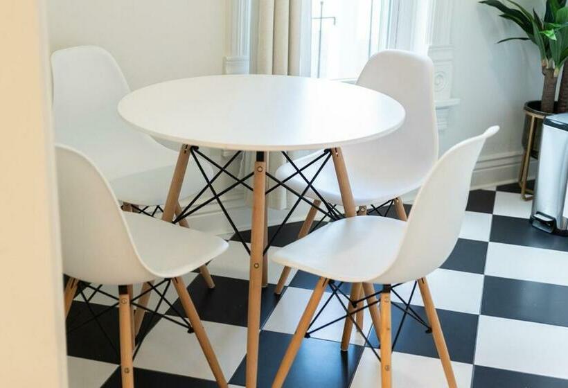 جناح رئاسى, Suite 1 Historic Art City Inn