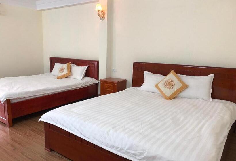 اتاق لوکس خانوادگی, Sapa Sunrise Guest House
