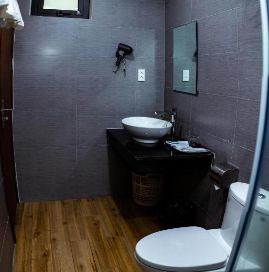 اتاق استاندارد چهار تخته, Big Hotel Lào Cai