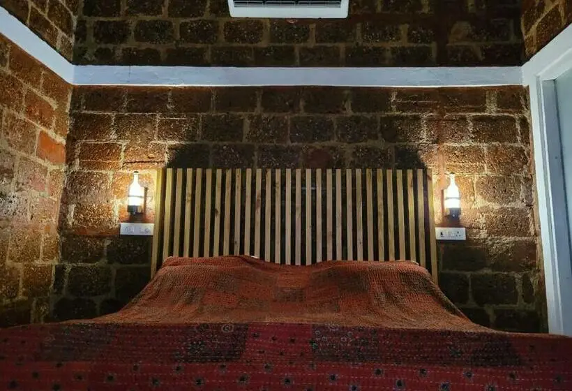 デラックスルーム, The Dandelion   Colonels Jungle Resort