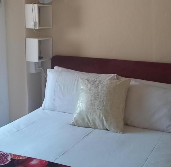 חדר דלוקס לשלושה, Beit El Bnb