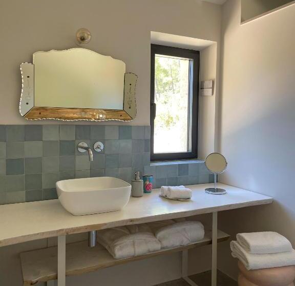 חדר דלוקס, Le Mas Angelou