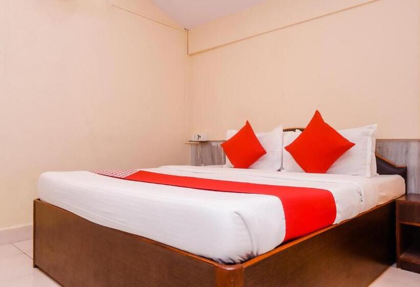 三人经典房间, O Prince Palace