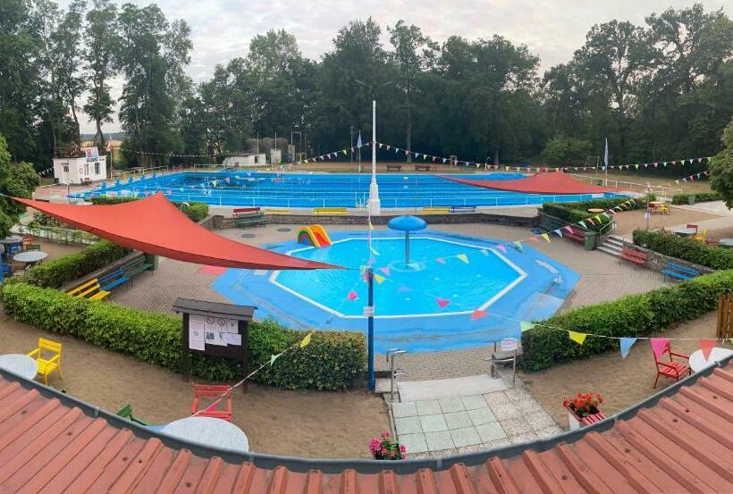 חדר סטנדרט, Radler