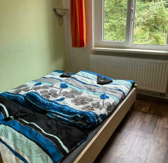 חדר סטנדרט חדר אמבטיה משותף, Radler