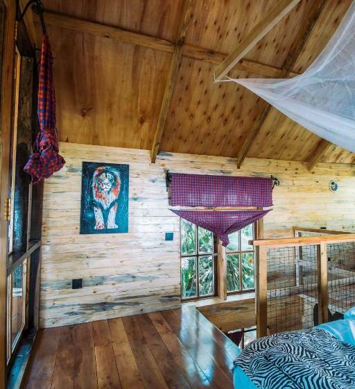 シャレー・スペリアー1寝室, River Off Grid Eco Cabins