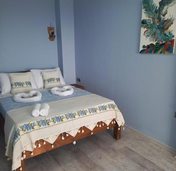 家庭海景房, Rastgeleakkumotel