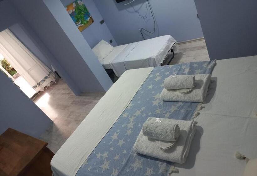 家庭套房, Rastgeleakkumotel