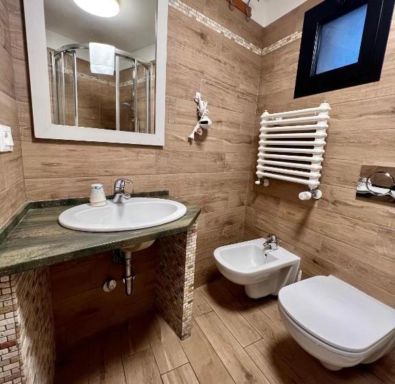 基本间, Casa Zeffirino