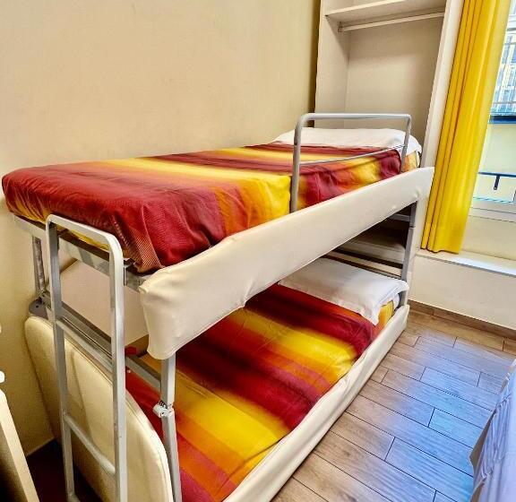 四人标准间, Casa Zeffirino