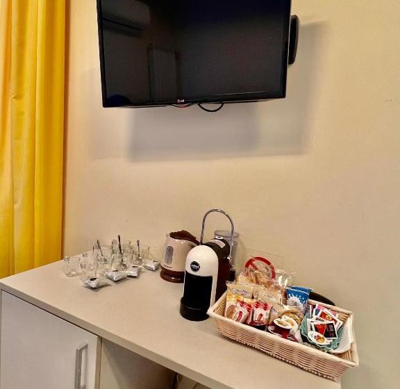 四人标准间, Casa Zeffirino