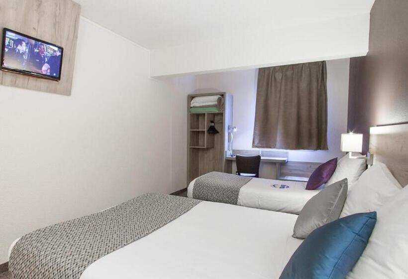 غرفة قياسية ثلاثية, Brit Hotel Saumur