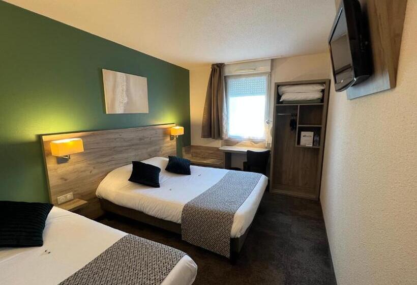 غرفة قياسية ثلاثية, Brit Hotel Saumur