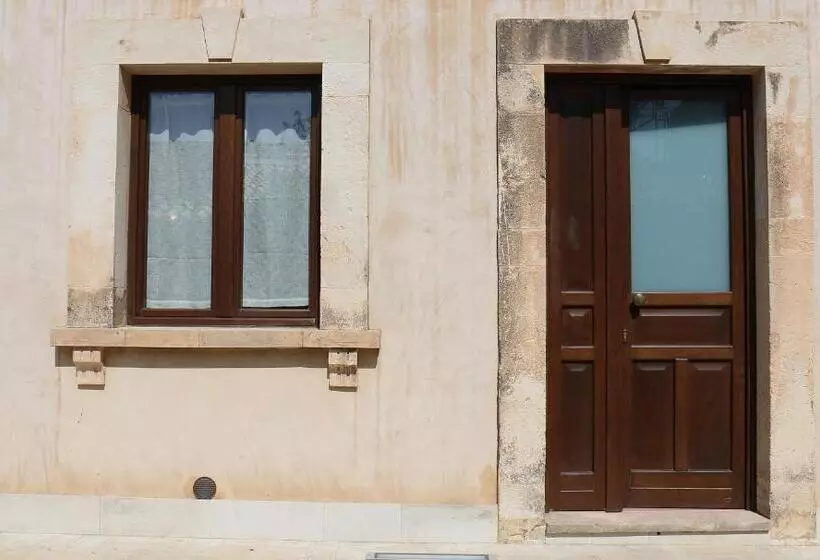 Huoneisto 2 Makuuhuonetta, Case Vacanza Sant Agostino Siracusa