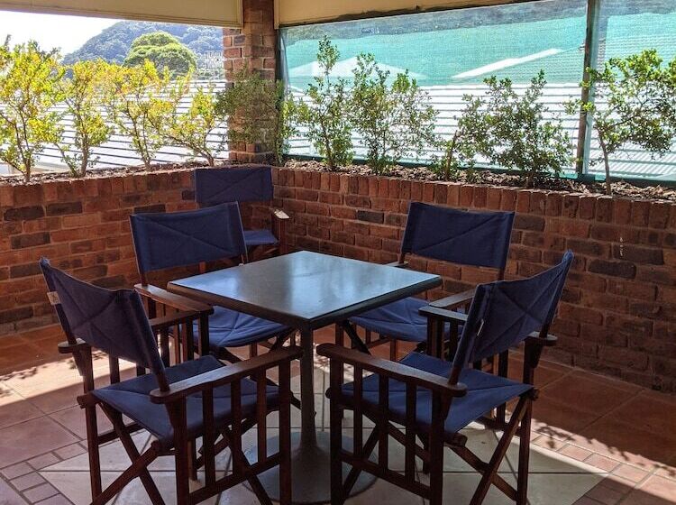 سوییت خانوادگی, Ettalong Beach Tourist Resort