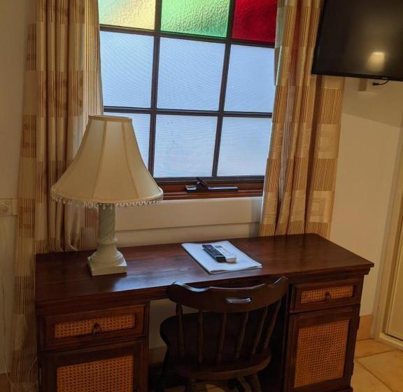 اتاق استاندارد, Ettalong Beach Tourist Resort