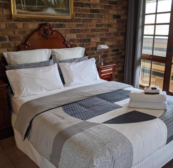 اتاق اجرایی, Ettalong Beach Tourist Resort