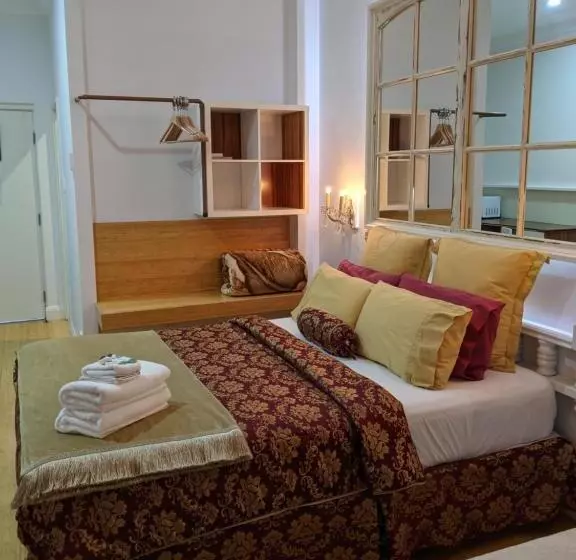 Executive perhehuone, Ettalong Beach Tourist Resort