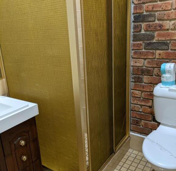 اتاق خانواده اجرایی, Ettalong Beach Tourist Resort