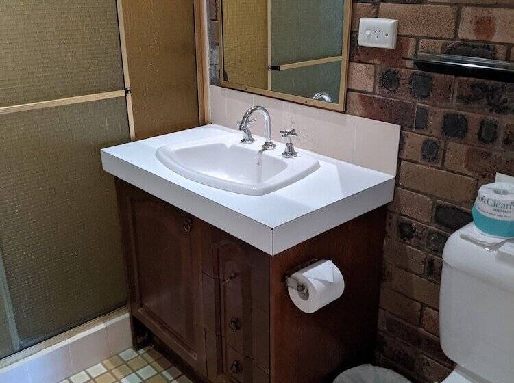 اتاق استاندارد, Ettalong Beach Tourist Resort