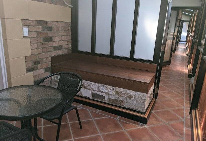 اتاق استاندارد, Ettalong Beach Tourist Resort