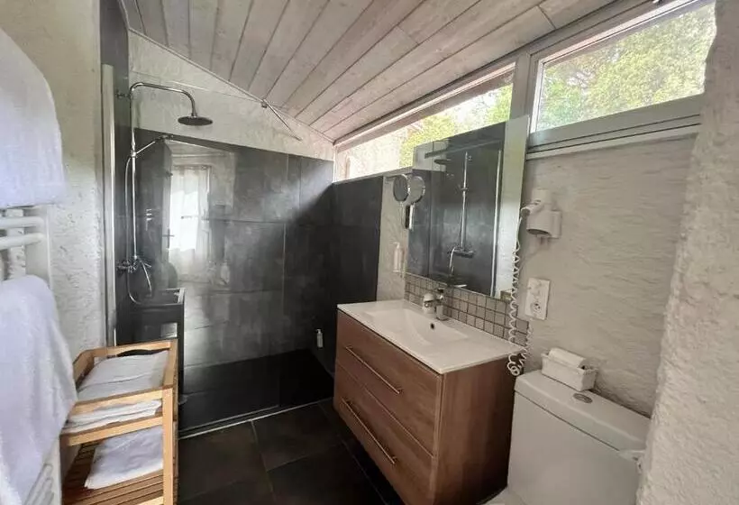 スタンダードインサイドビュールーム, Auberge Val Moureze Hôtel & Spa