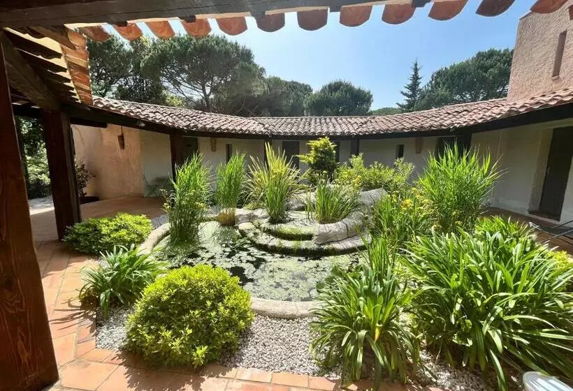 スタンダードインサイドビュールーム, Auberge Val Moureze Hôtel & Spa