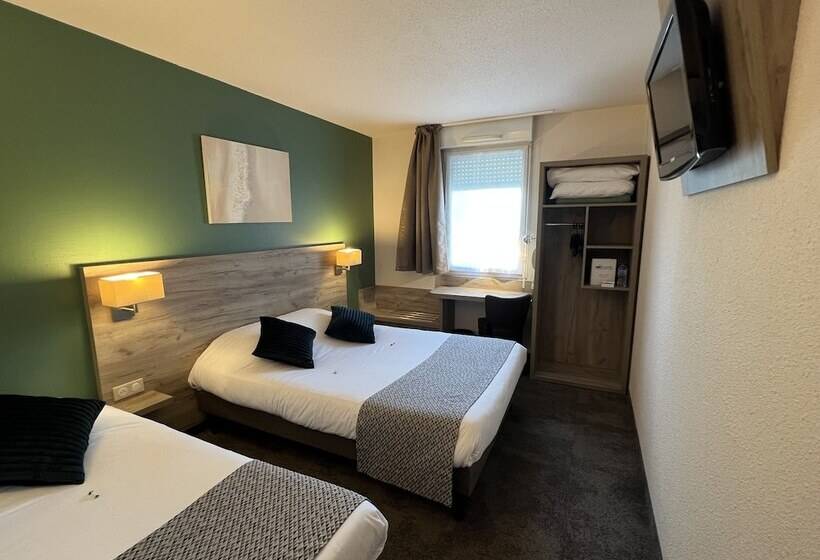 Номер Стандарт Трехместный, Brit Hotel Saumur