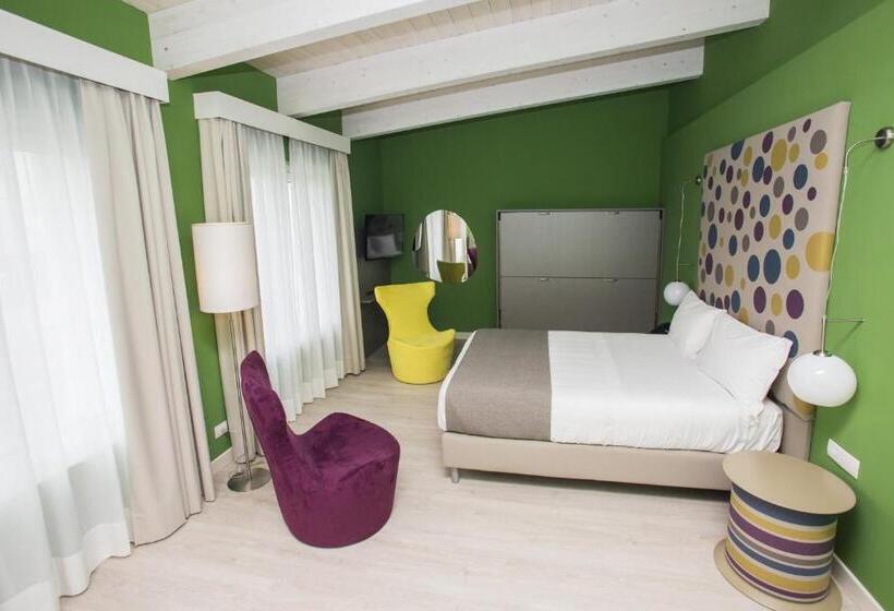 월풀욕조 주니어 스위트, Diamante M