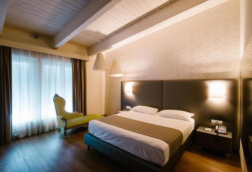 스탠다드 룸, Diamante M