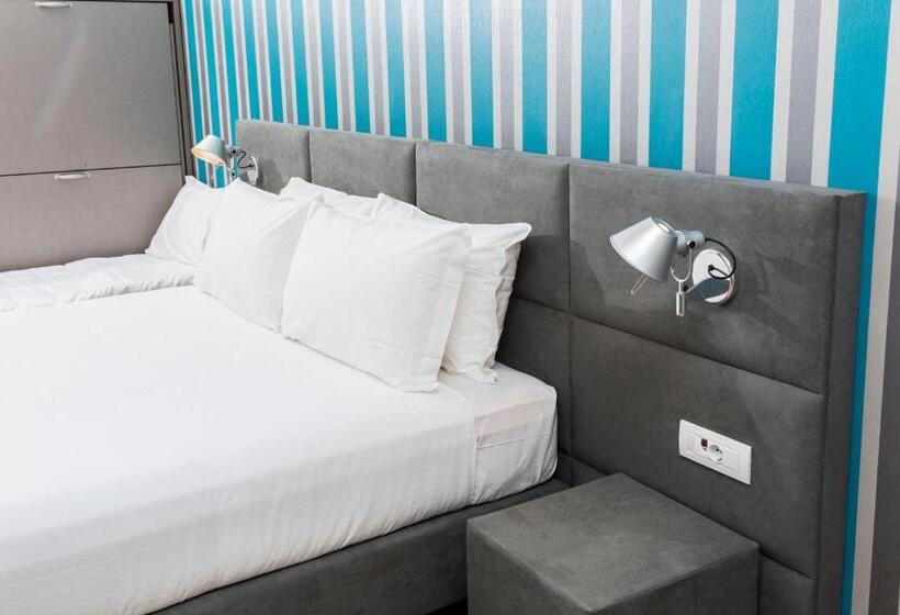 패밀리 룸, Diamante M