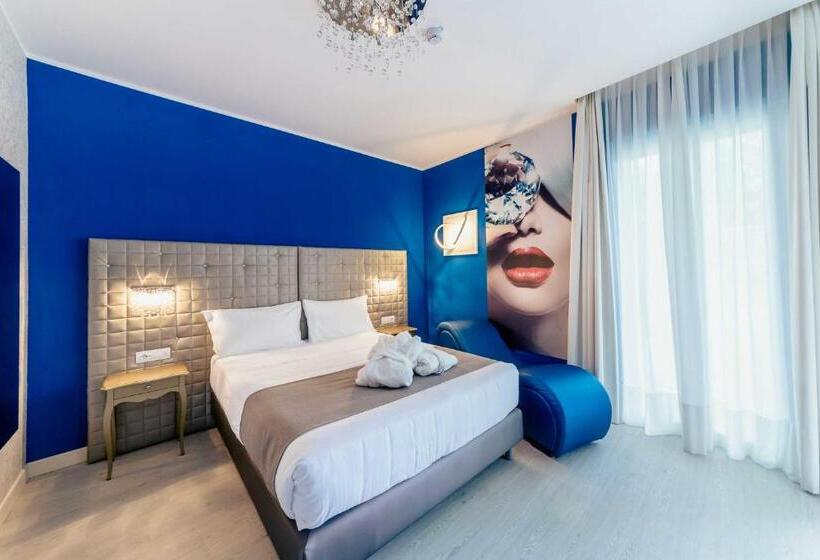 수피리어 룸, Diamante M