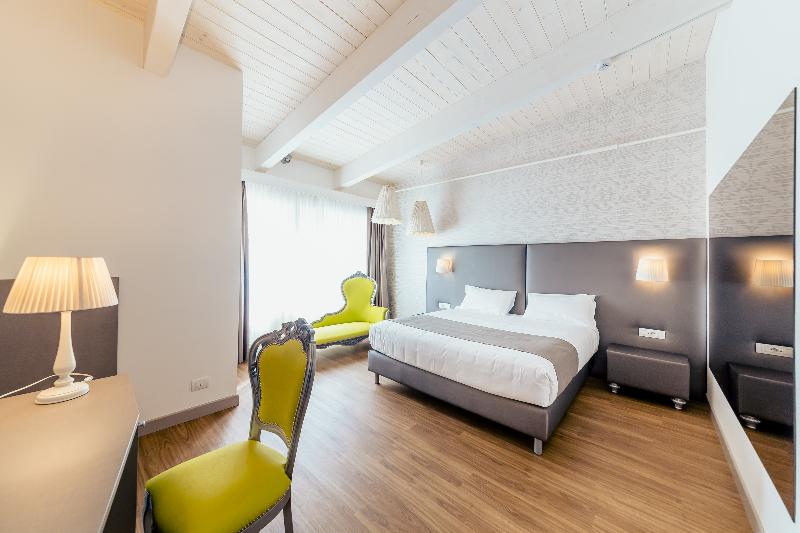 스탠다드 룸, Diamante M